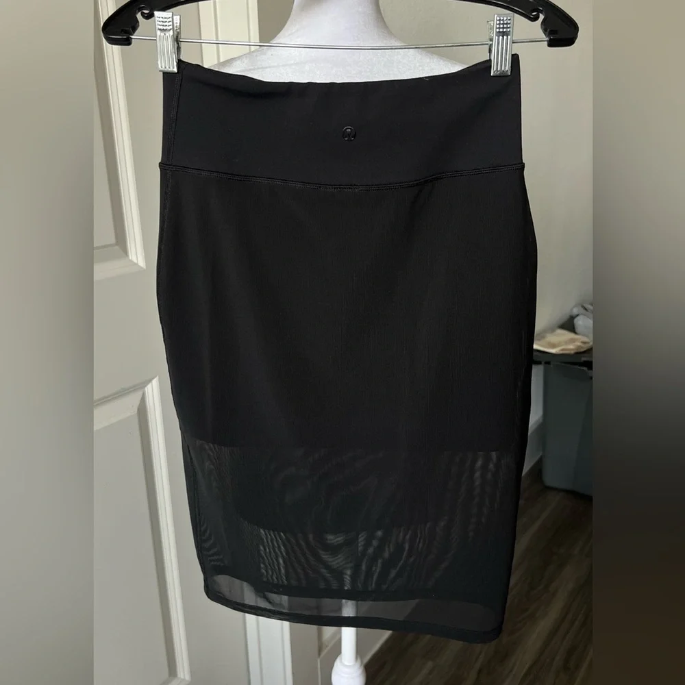 Lululemon Athletica lab Black mini and Midi Pencil Skirt